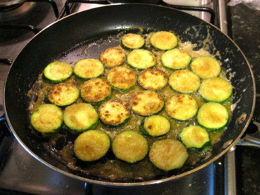 Hur man steker zucchini?